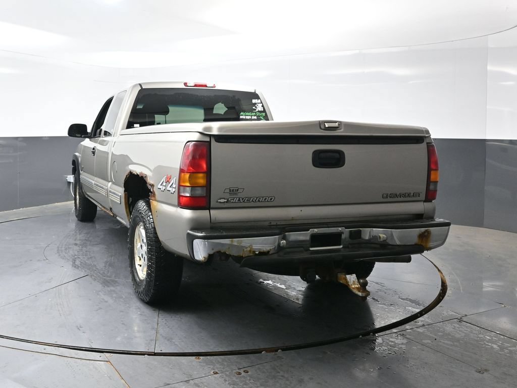 Used 2001 Chevrolet Silverado 1500 LS w/ Firm Ride Suspension Pkg AWD/4WD image 11