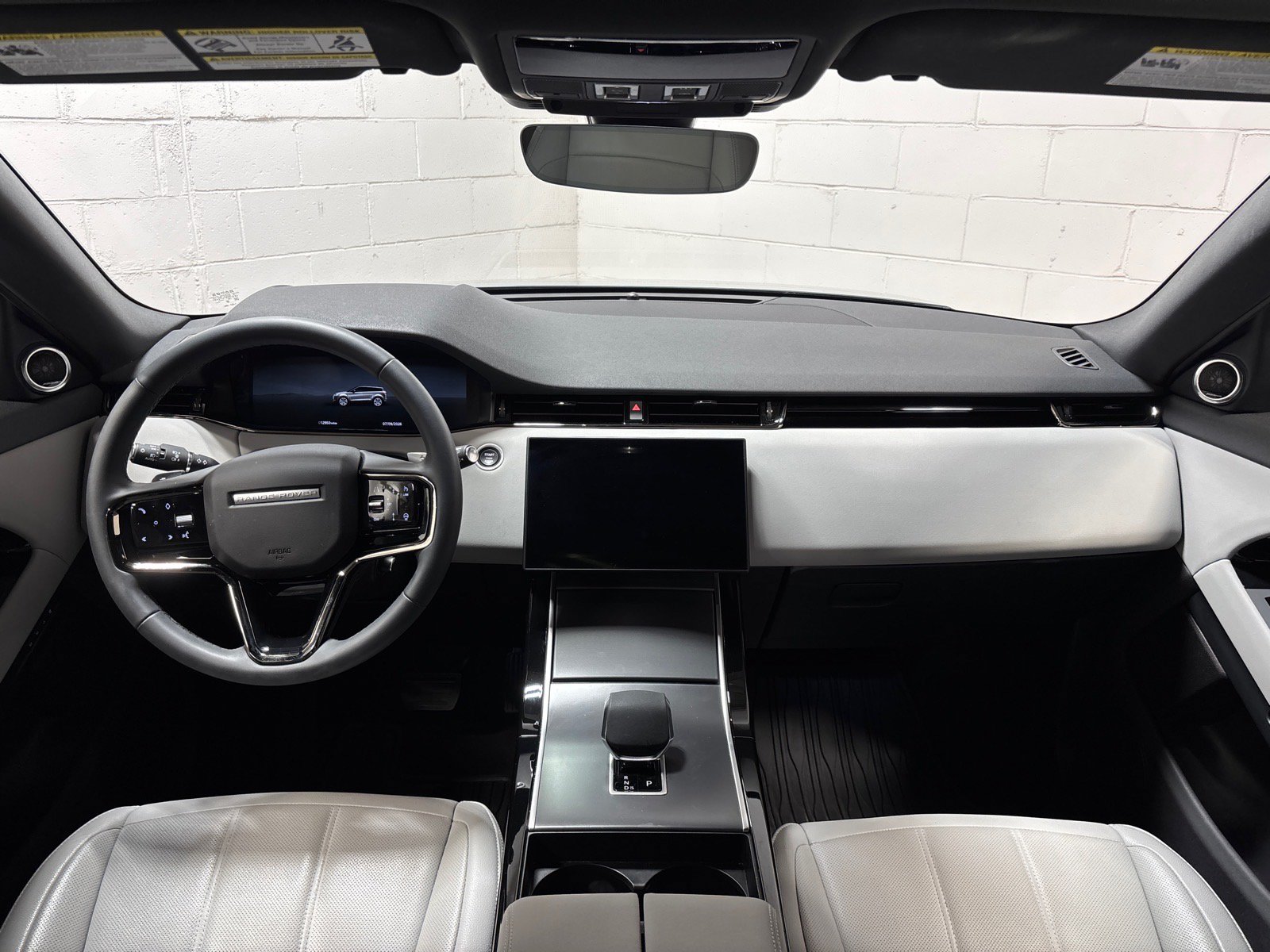 New 2026 Land Rover Range Rover Evoque S AWD/4WD image 35