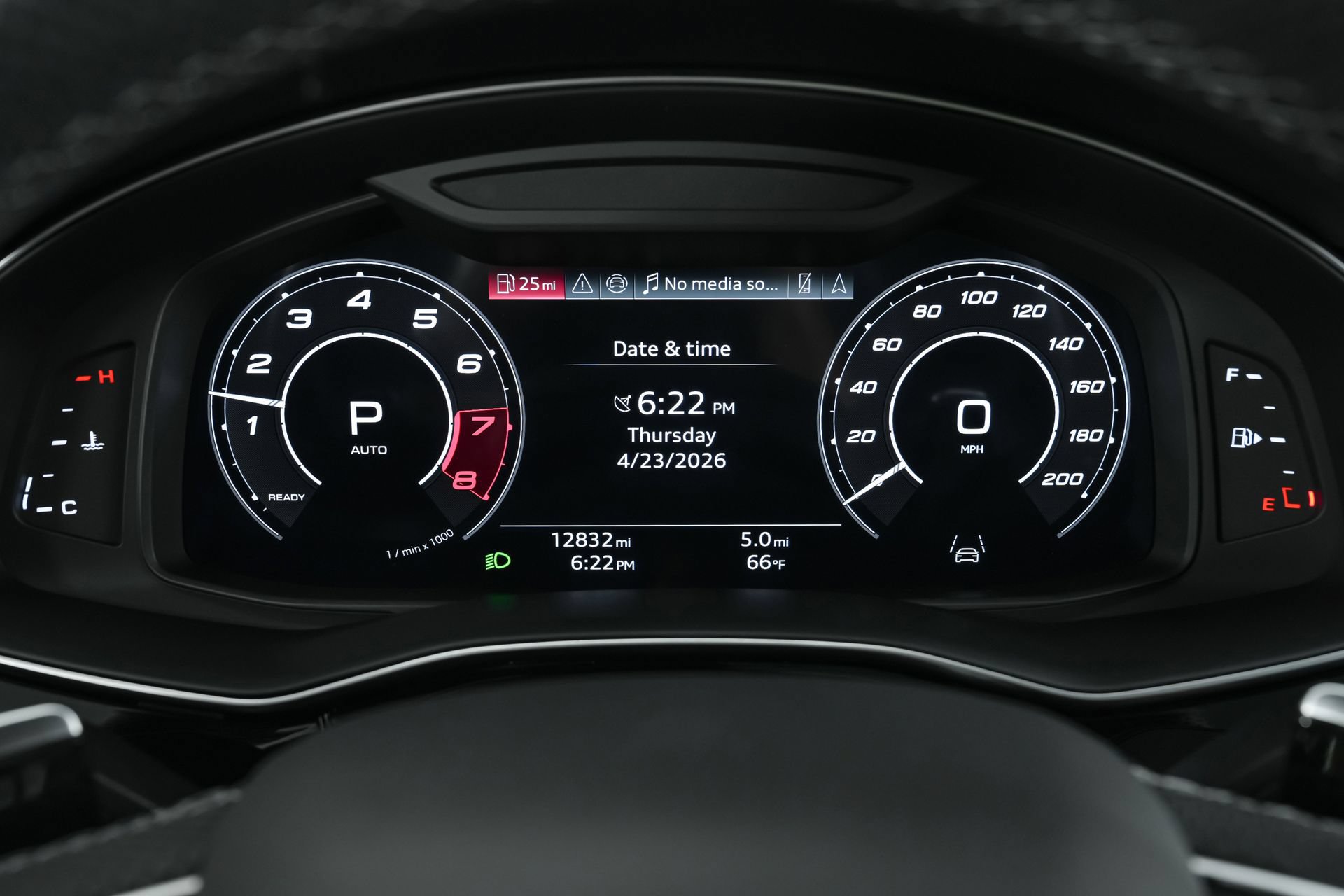 Used 2024 Audi RS Q8 AWD/4WD image 18
