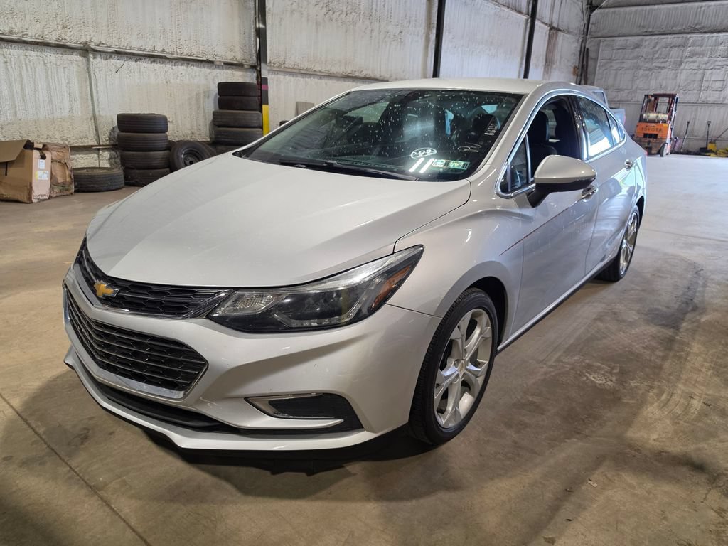 Used 2017 Chevrolet Cruze Premier FWD image 1