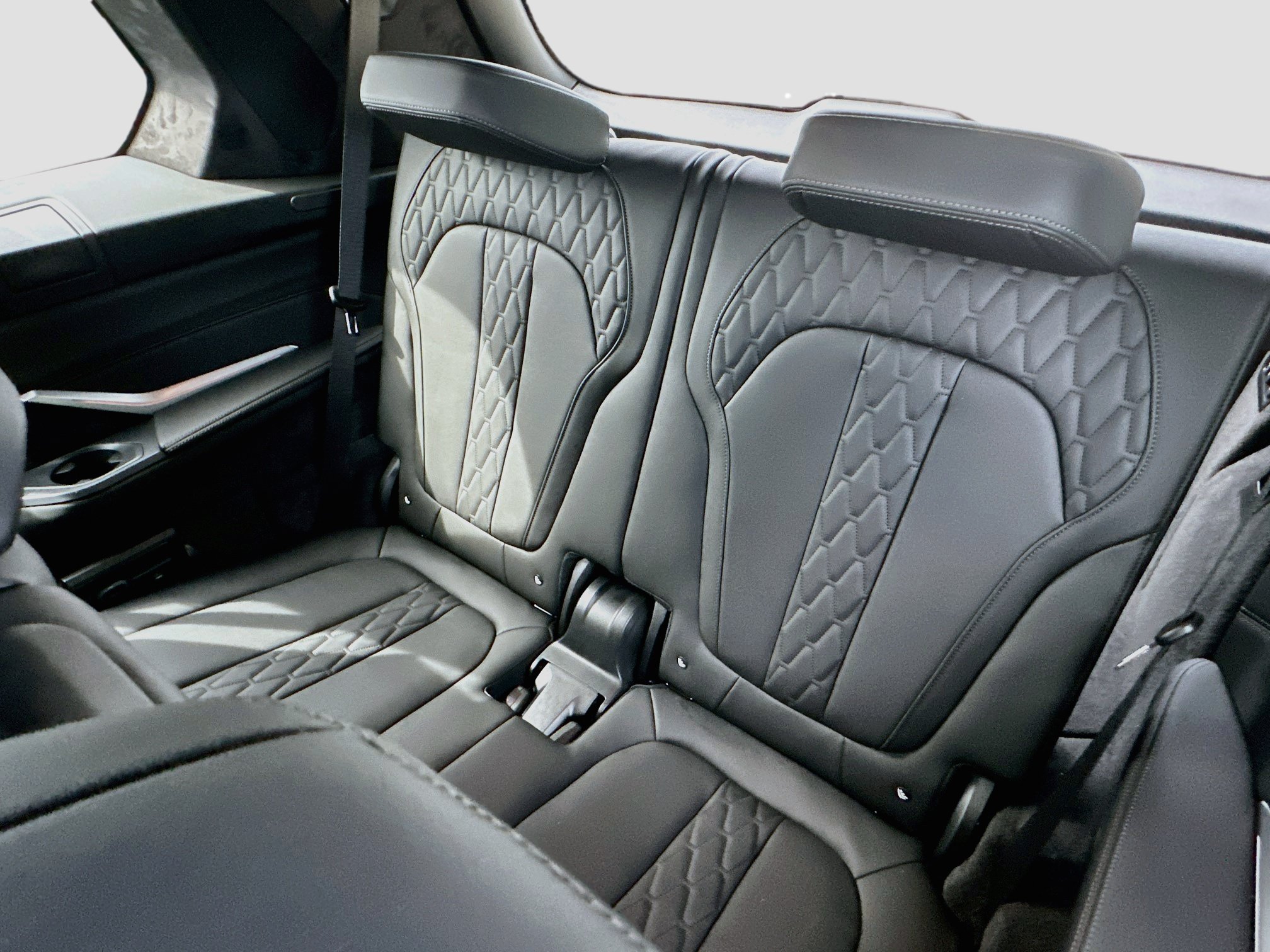 New 2027 BMW X7 M60i AWD/4WD image 19