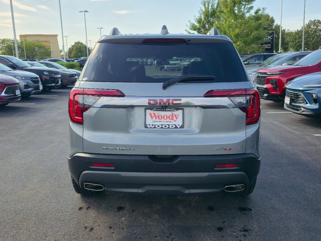 Certified 2023 GMC Acadia AT4 w/ Technology Package AWD/4WD image 8
