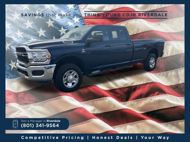 Used 2024 RAM 3500 Tradesman w/ Chrome Appearance Group image 8