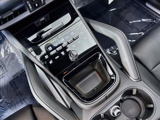 New 2026 Porsche Cayenne AWD/4WD image 17