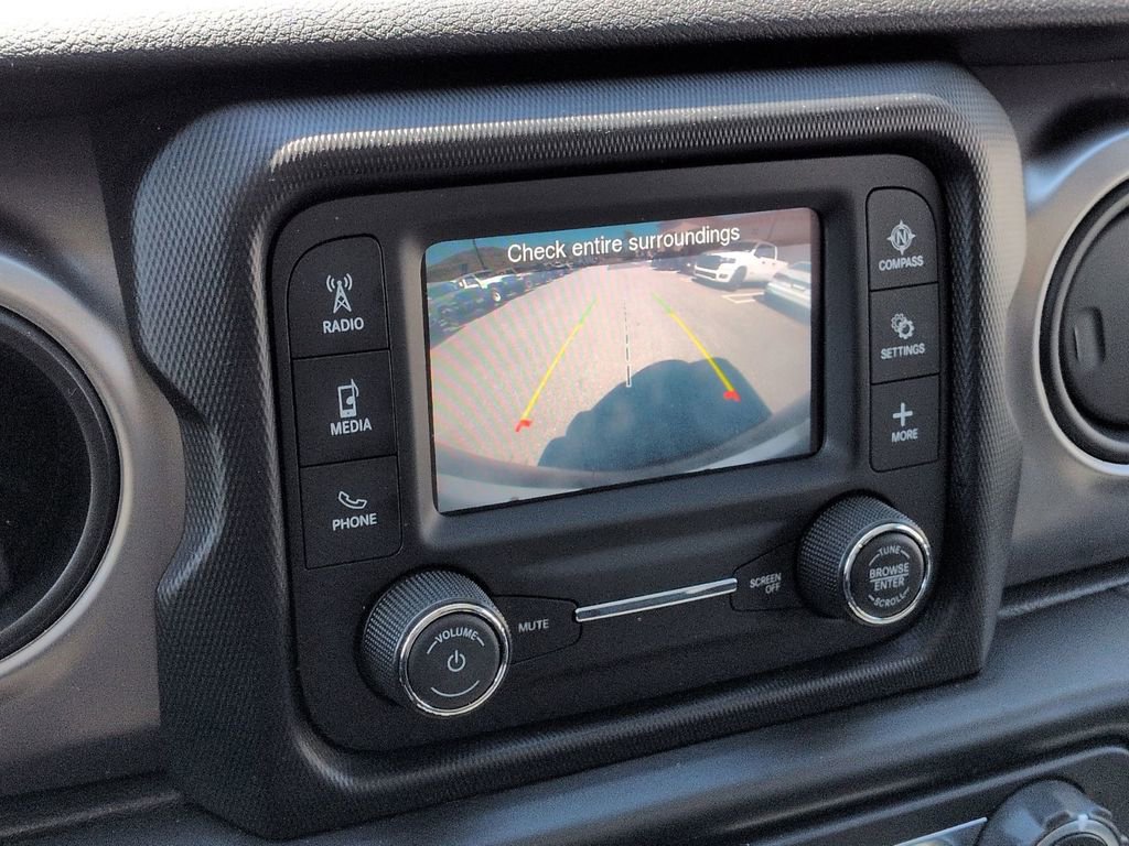 Certified 2020 Jeep Wrangler Sport image 22