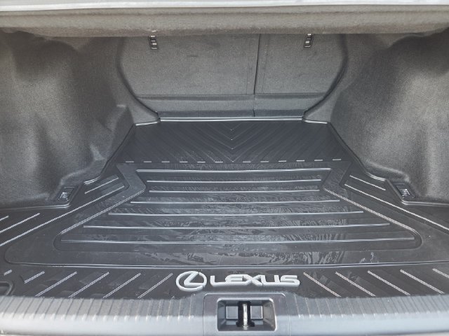 Used 2022 Lexus IS 350 F Sport w/ Navigation Package RWD image 28