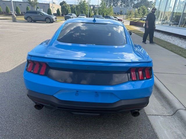 Used 2024 Ford Mustang GT RWD image 7
