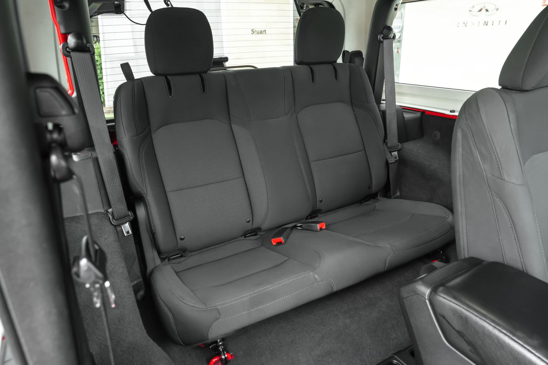 Used 2021 Jeep Wrangler Willys image 40