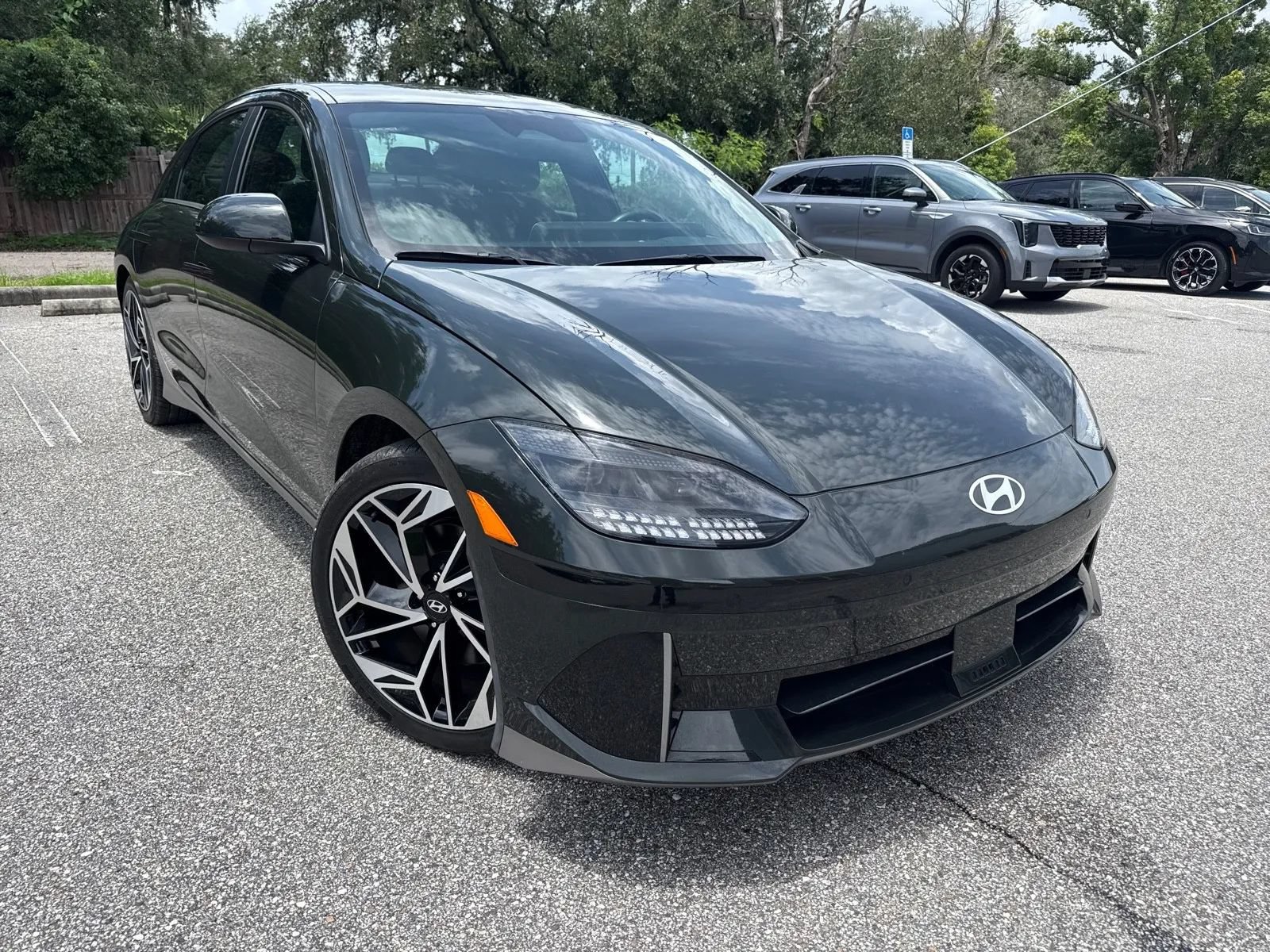 Used 2024 Hyundai Ioniq 6 SEL RWD image 4