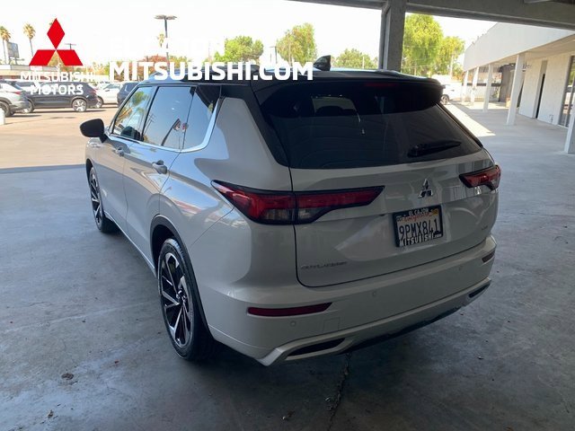 Used 2024 Mitsubishi Outlander SEL image 5