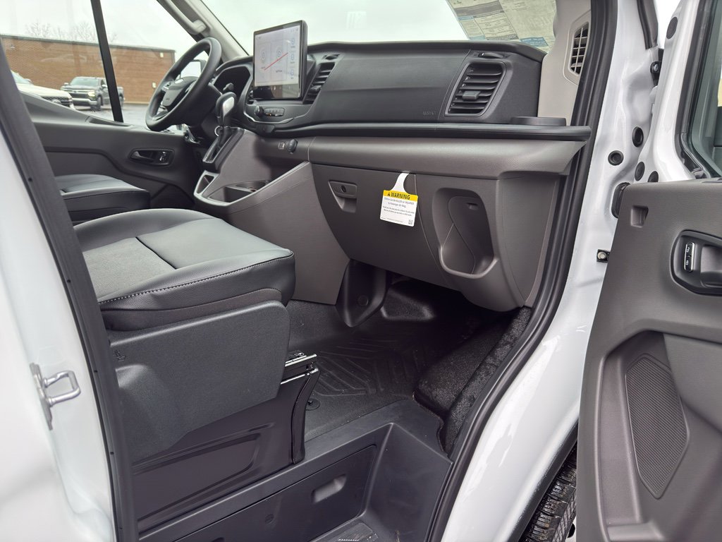New 2026 Ford Transit 250 148 Medium Roof w/ Load Area Protection Package image 31