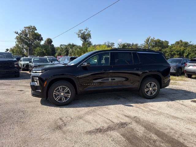 New 2027 Chevrolet Traverse LT w/ Driver Confidence Package FWD image 3