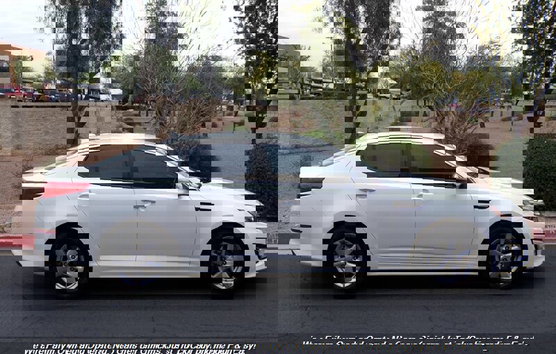 Used 2014 Kia Optima LX w/ Paint Protection Film Package image 5