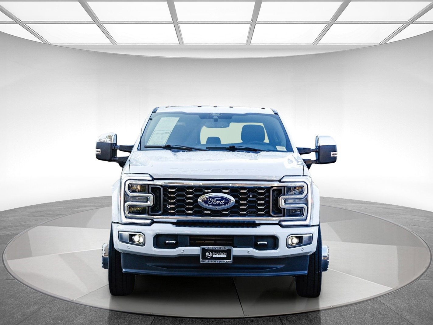 Used 2024 Ford F450 Platinum w/ FX4 Off-Road Package image 6