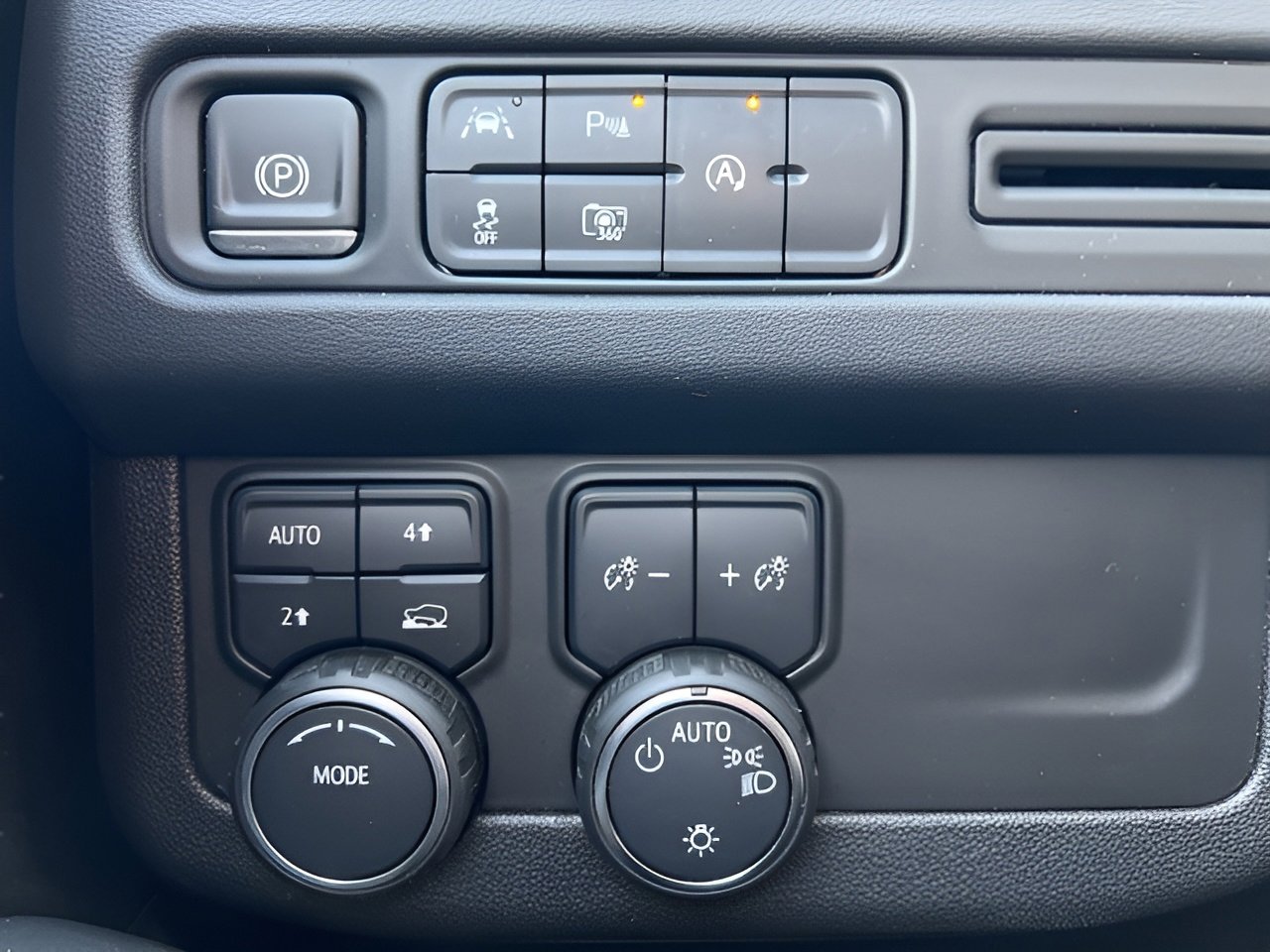 Used 2023 Chevrolet Tahoe RST w/ RST Performance Edition image 22