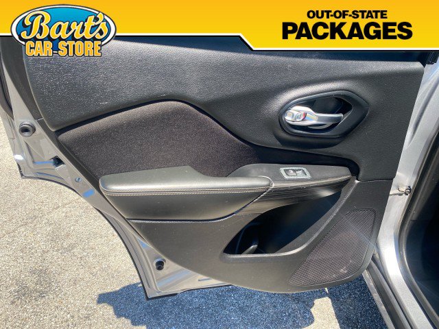 Used 2014 Jeep Cherokee Latitude FWD image 17