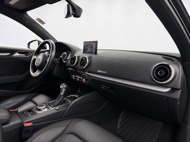 Used 2016 Audi A3 e-tron Premium Plus FWD image 13