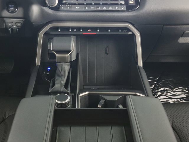 Used 2025 Toyota Tundra Limited image 24