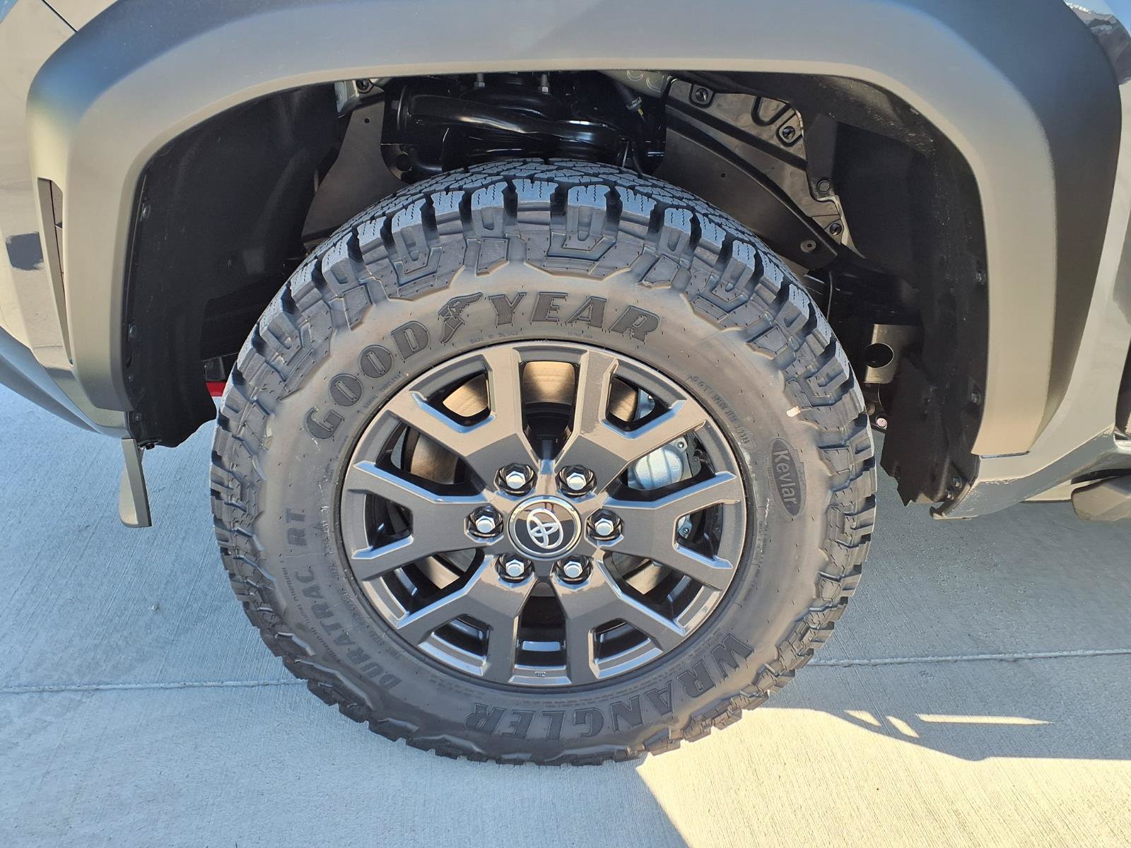 New 2026 Toyota 4Runner SR5 AWD/4WD image 30