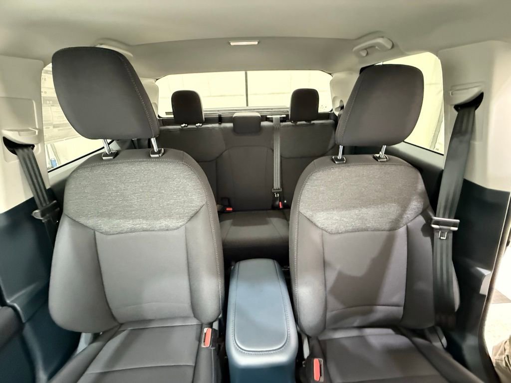 New 2025 Ford Maverick XL w/ Equipment Group 102A image 27