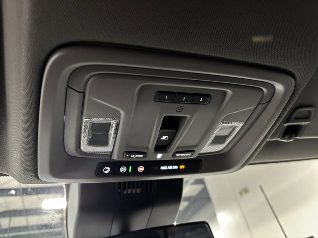 New 2025 GMC Sierra 2500 SLE w/ Preferred Package image 23