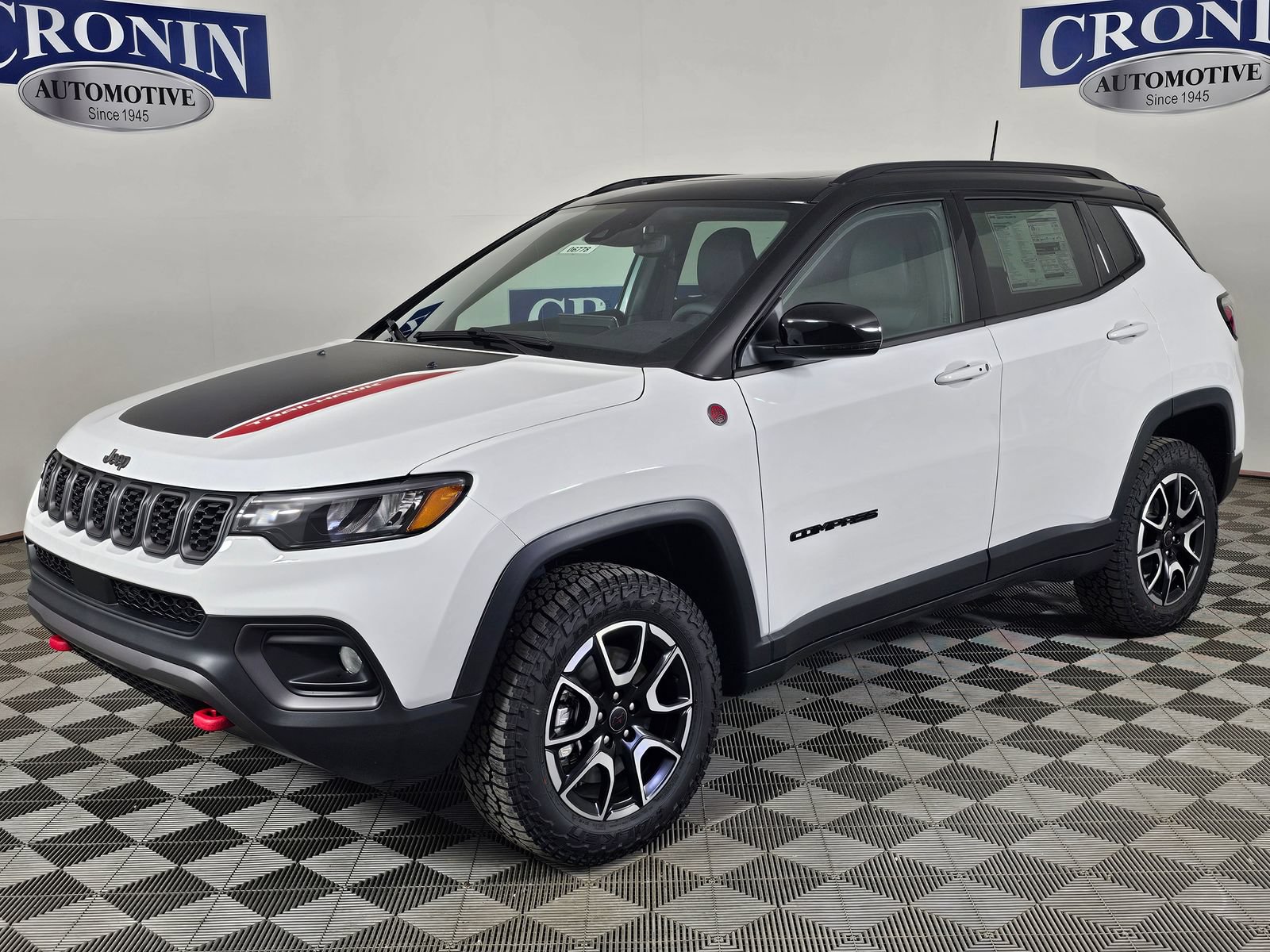 New 2026 Jeep Compass Trailhawk w/ Sun, Sound & Navigation Group AWD/4WD image 34