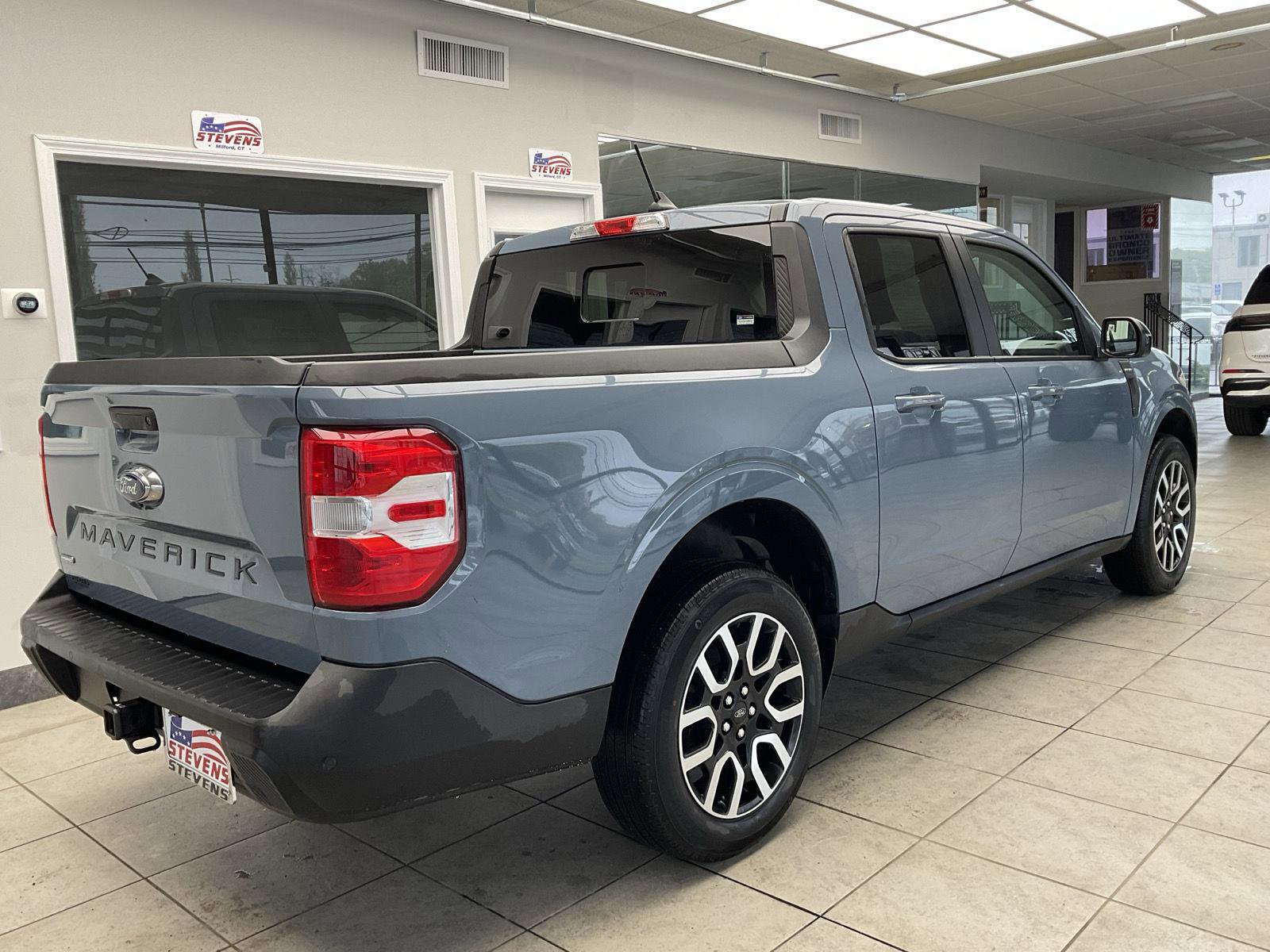 Used 2024 Ford Maverick Lariat FWD image 5