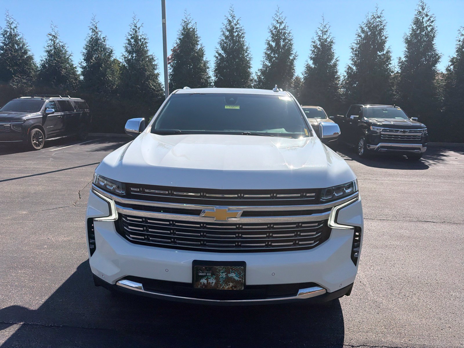 Used 2022 Chevrolet Suburban Premier AWD/4WD image 8