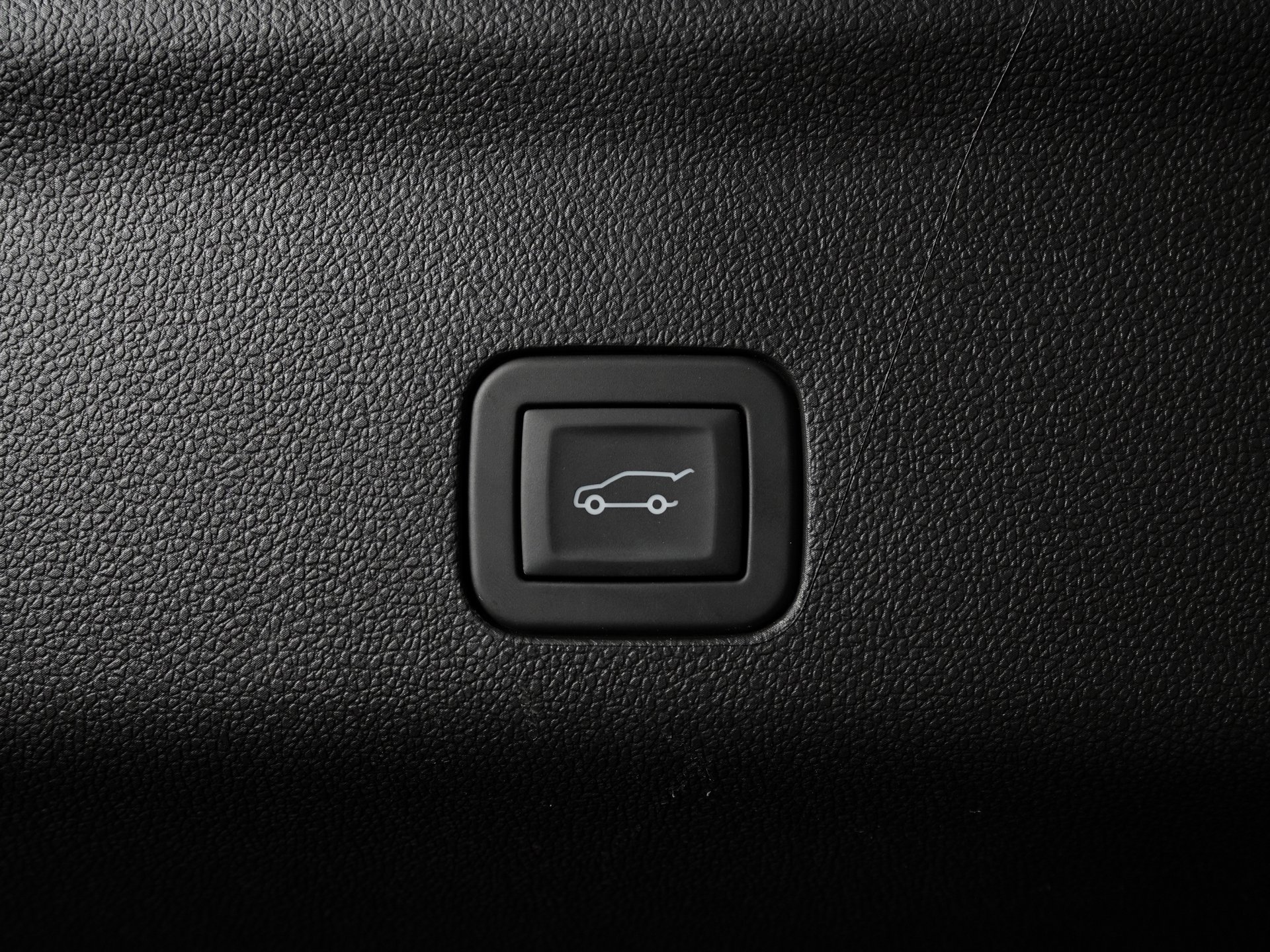 Used 2025 GMC Yukon XL Denali Ultimate image 16