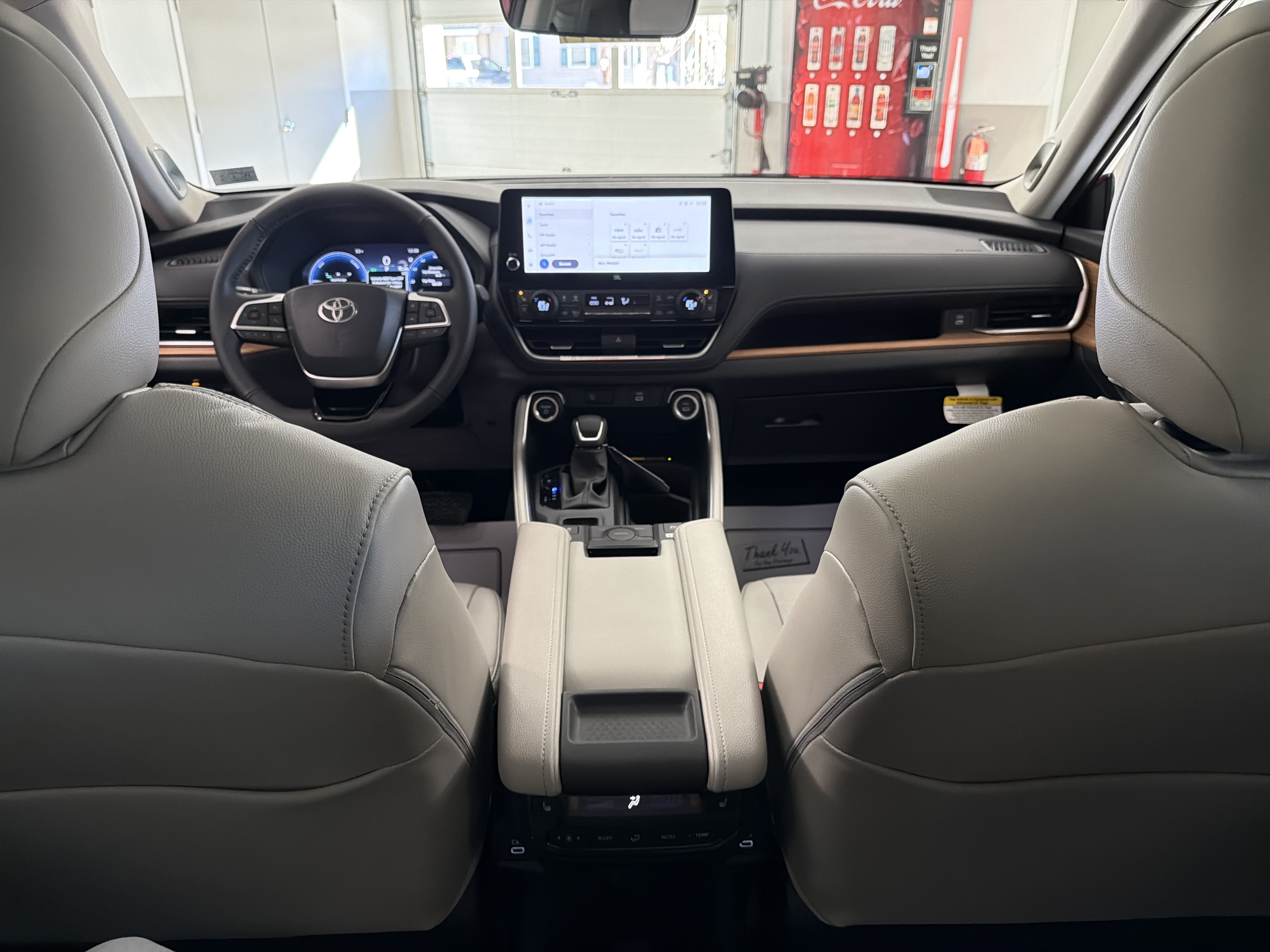 New 2026 Toyota Grand Highlander Limited AWD/4WD image 30