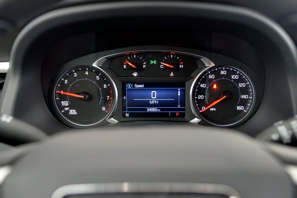 Used 2023 GMC Acadia SLE w/ Driver Convenience Package image 21