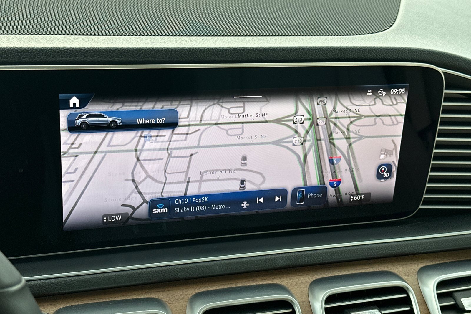 Used 2024 Mercedes-Benz GLE 450 4MATIC image 18