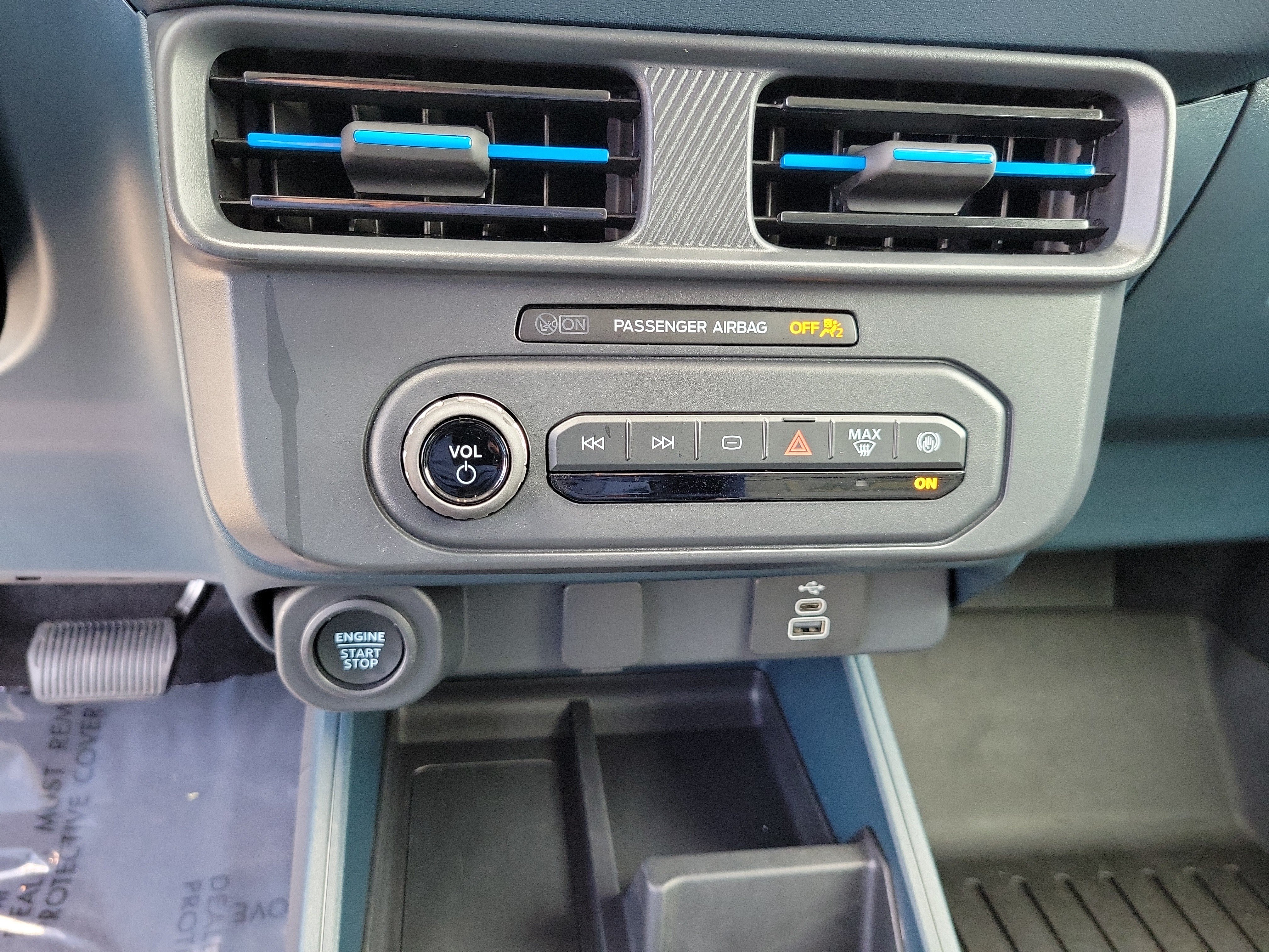 Used 2026 Ford Maverick Lobo AWD/4WD image 24
