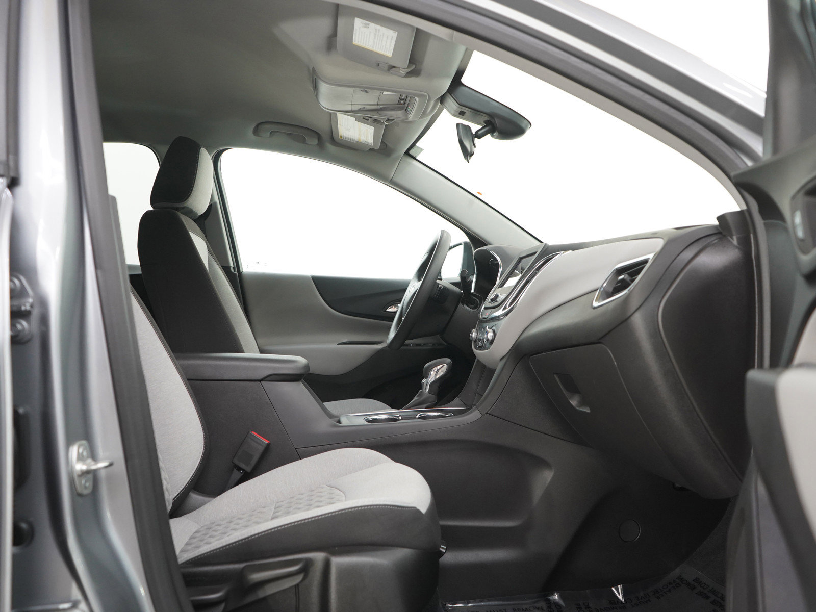 Used 2024 Chevrolet Equinox LS w/ LS Convenience Package AWD/4WD image 11
