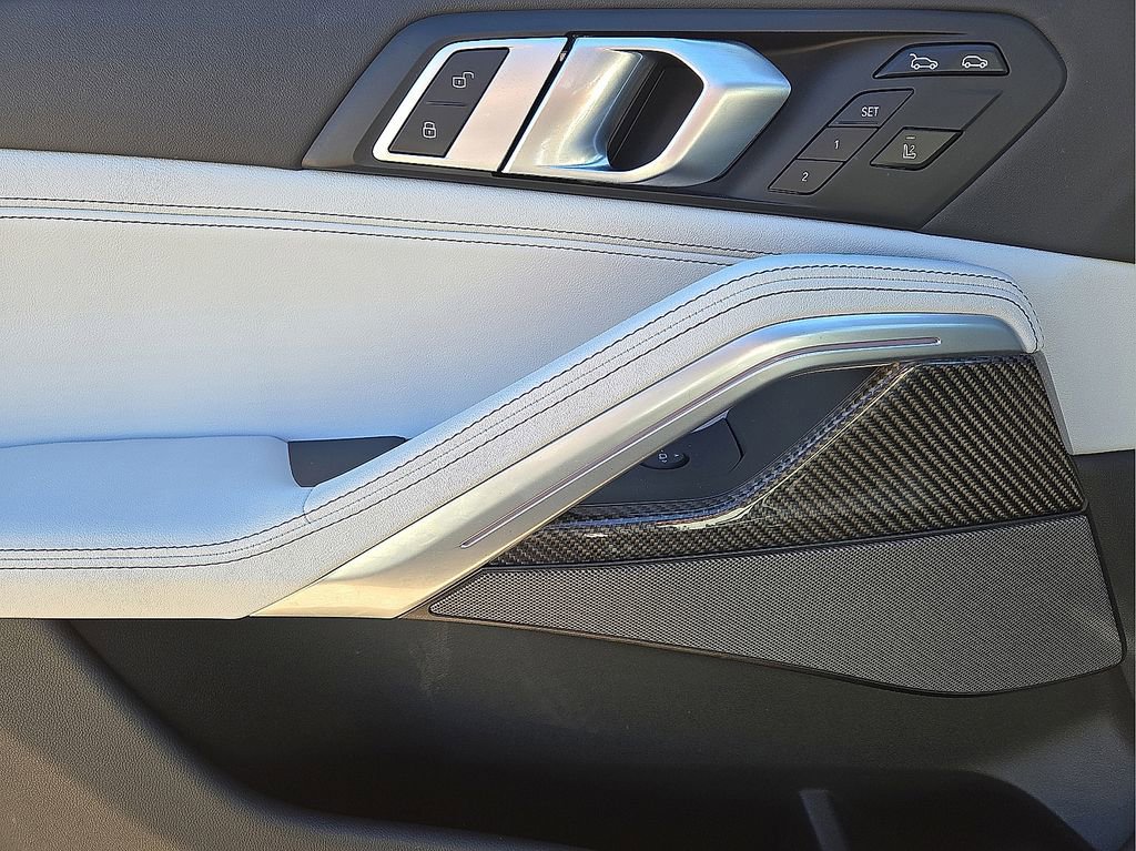 Used 2026 BMW X6 M60i image 19
