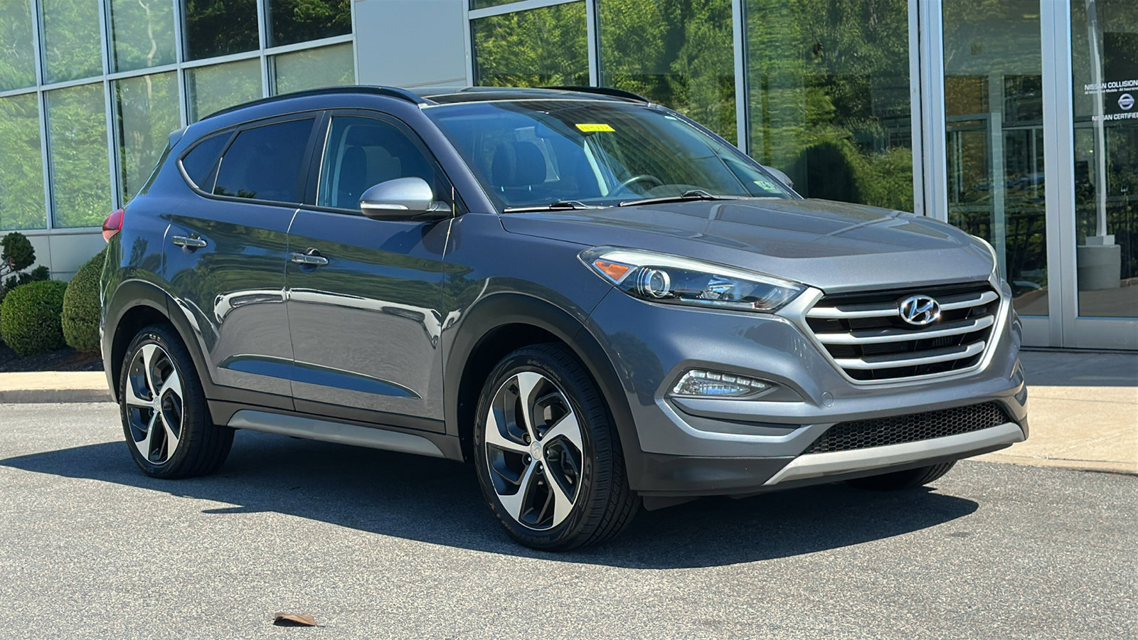 Used 2018 Hyundai Tucson Value AWD/4WD image 2