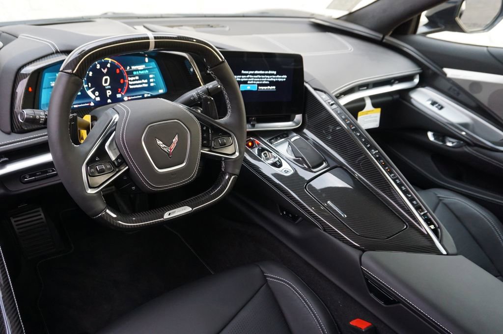 New 2025 Chevrolet Corvette E-Ray image 14