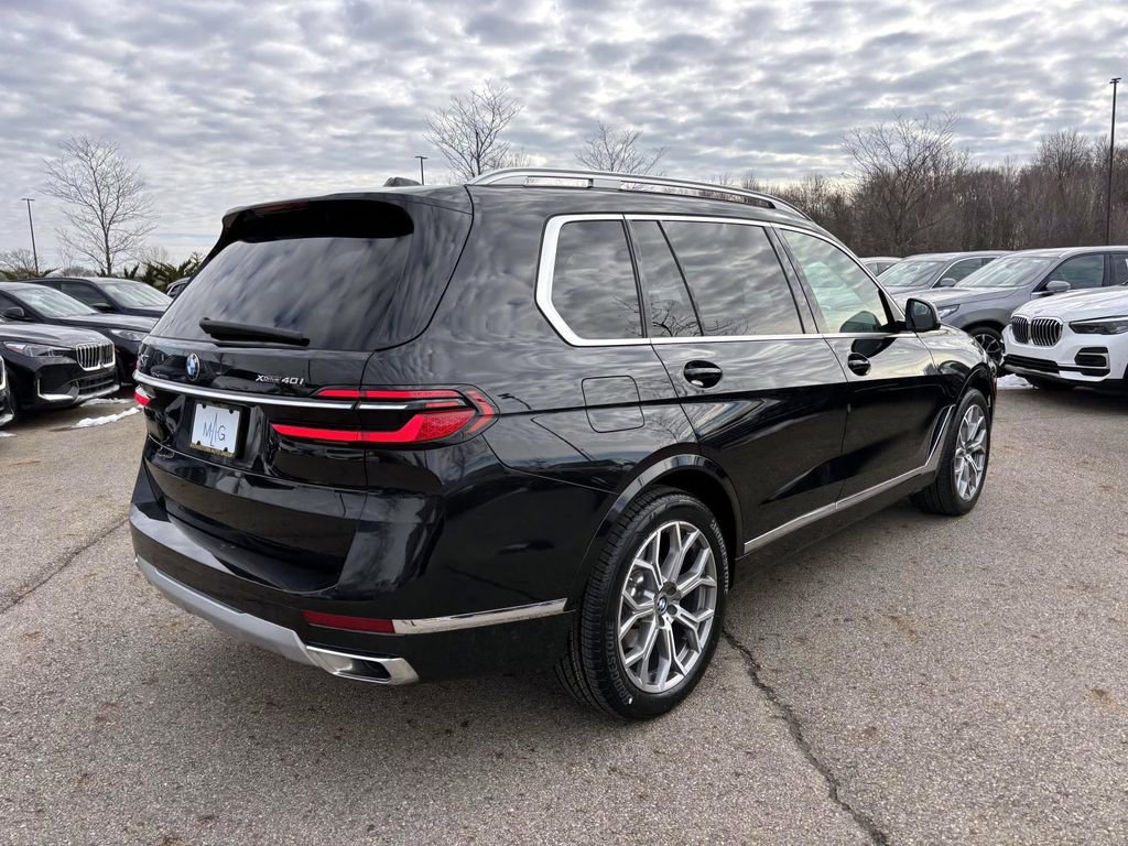 Certified 2025 BMW X7 xDrive40i image 7