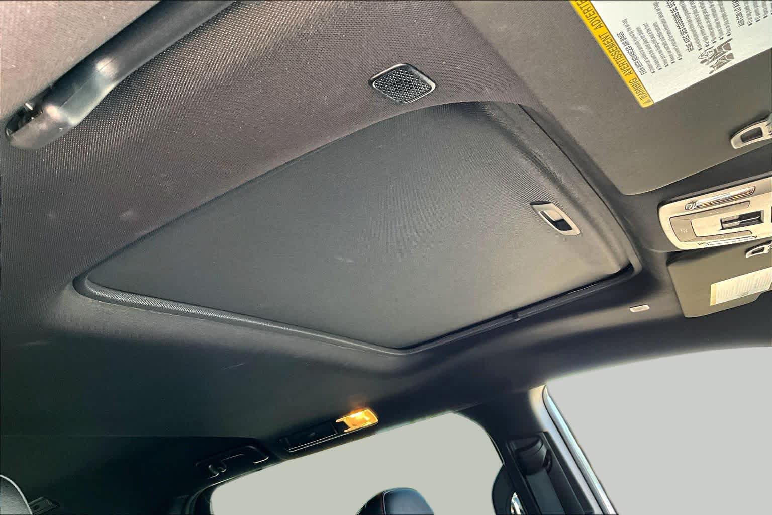 Certified 2025 Toyota Sienna XSE AWD/4WD image 13
