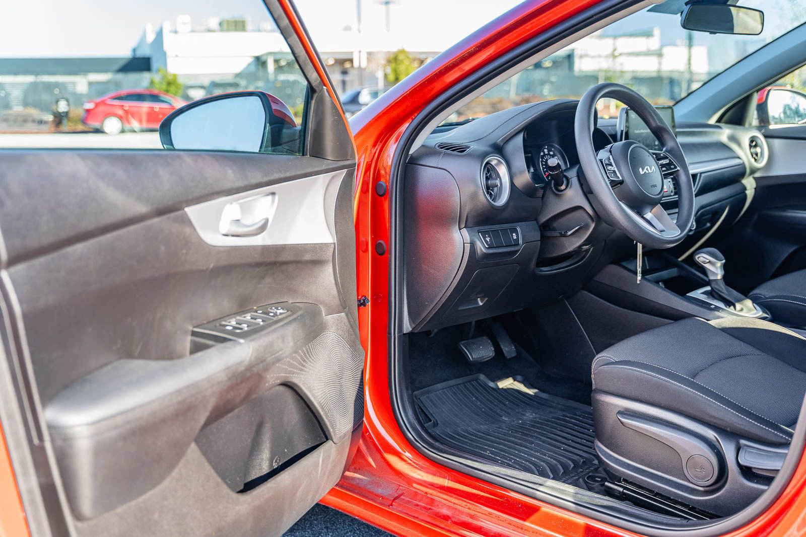 Used 2023 Kia Forte LXS image 17