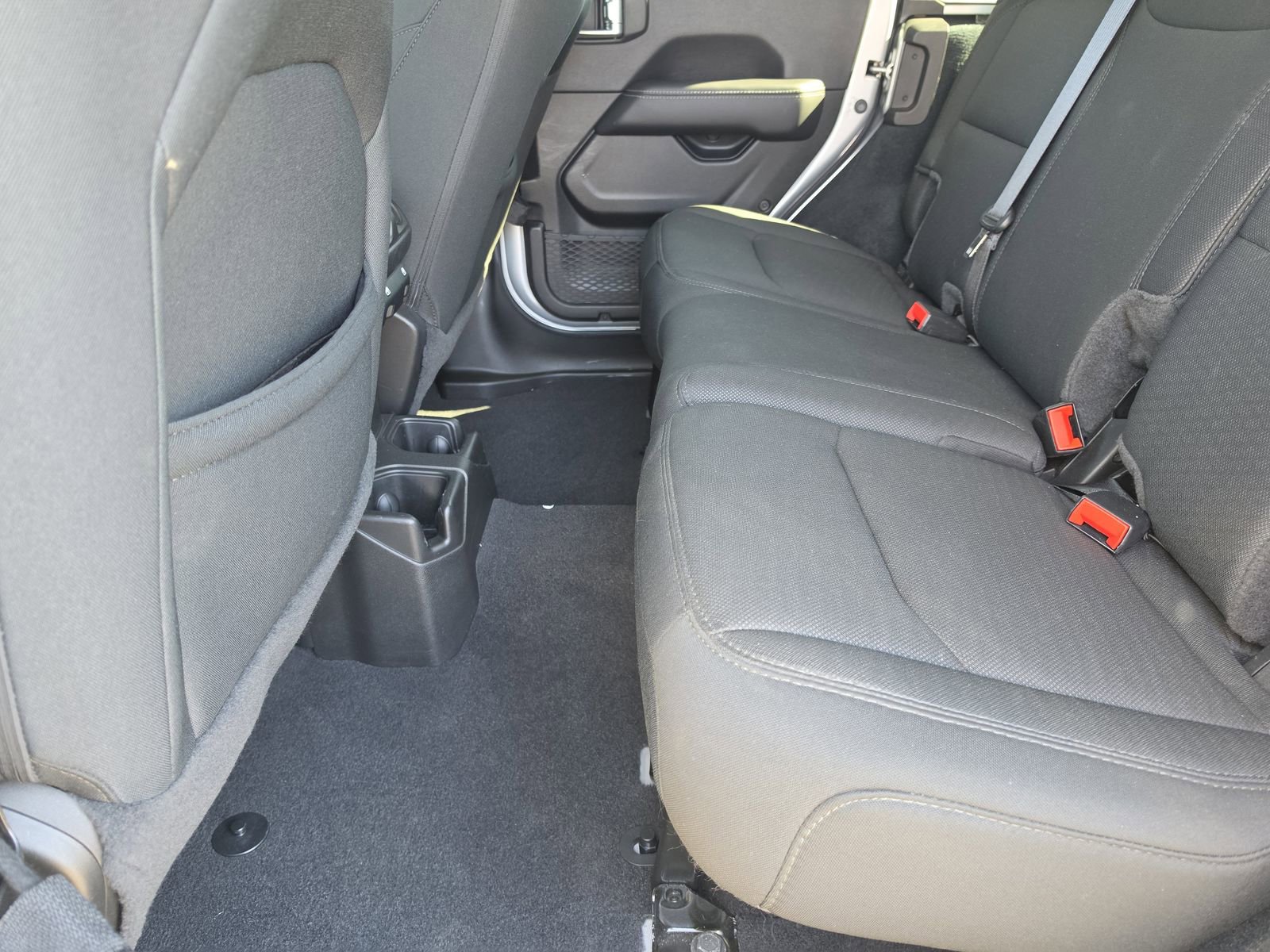 Used 2022 Jeep Wrangler Unlimited Sahara w/ LED Lighting Group image 12