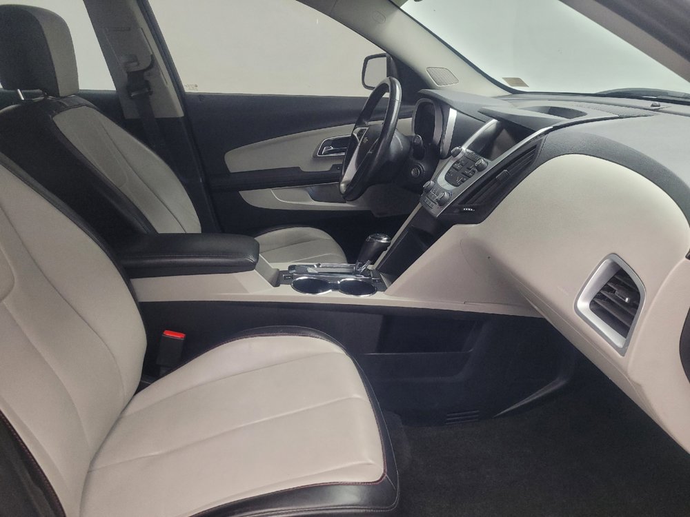 Used 2017 Chevrolet Equinox Premier w/ Enhanced Convenience Package FWD image 21