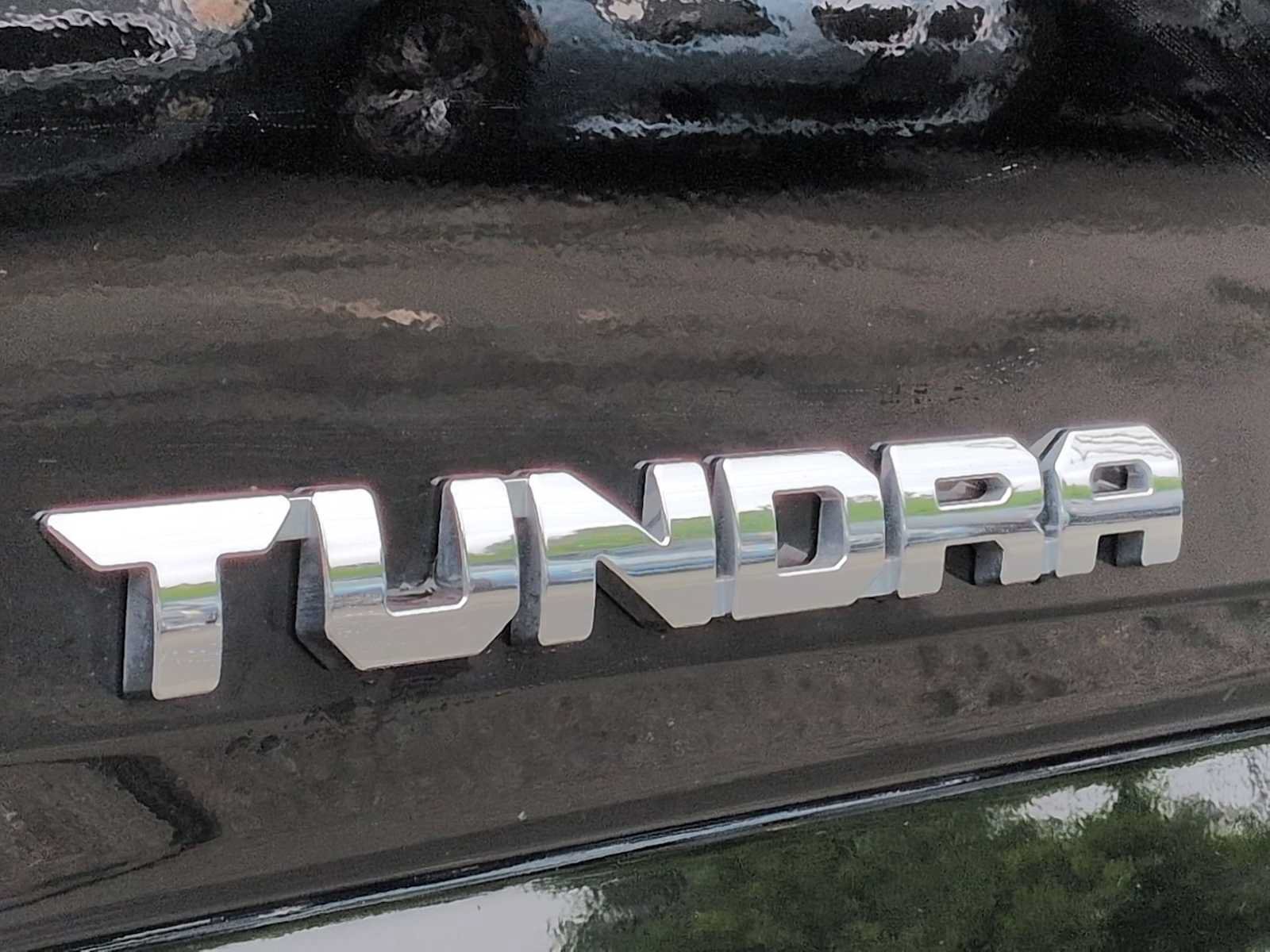 Used 2025 Toyota Tundra Limited AWD/4WD image 13