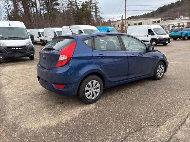Used 2017 Hyundai Accent SE image 3