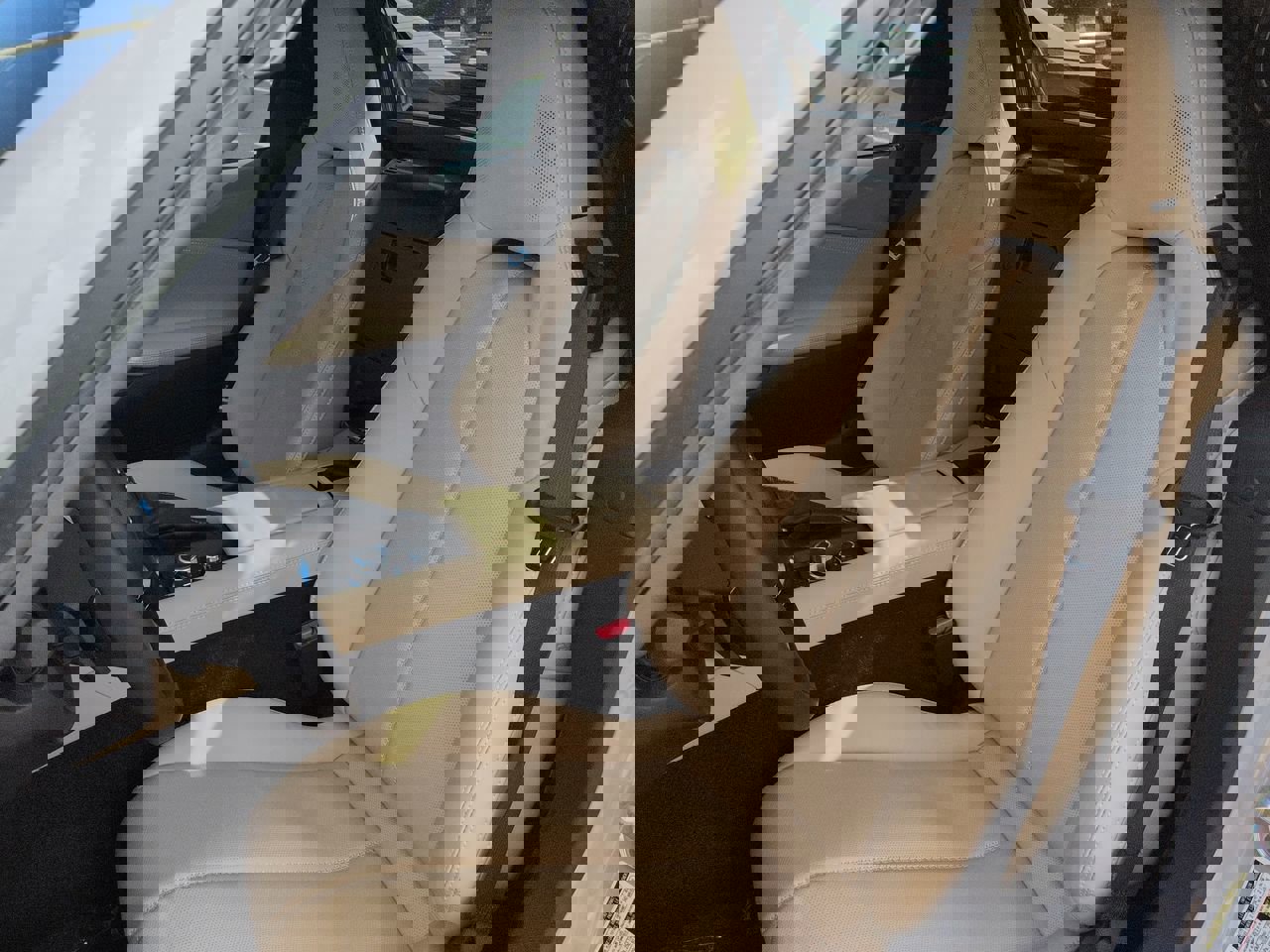 Used 2025 MAZDA MX-5 Miata RF Grand Touring RWD image 14