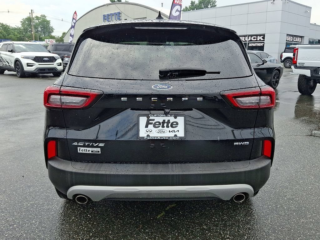 Used 2023 Ford Escape Active AWD/4WD image 5