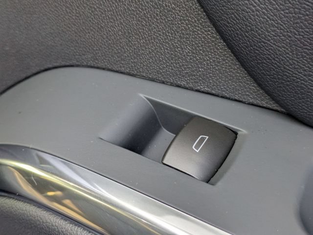 New 2026 Chevrolet Traverse LT w/ Driver Confidence Package FWD image 35