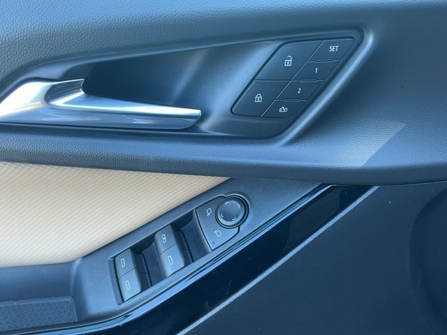 New 2026 Chevrolet Equinox ACTIV w/ Convenience Package III image 16