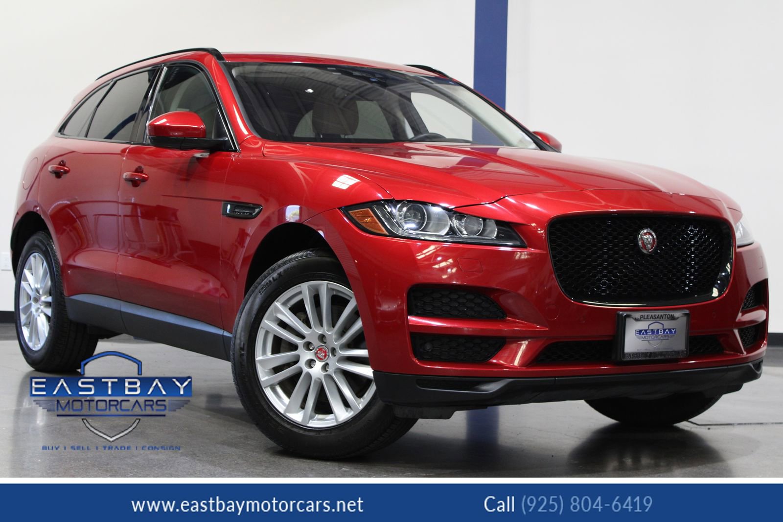 Used 2017 Jaguar F-PACE Prestige image 1