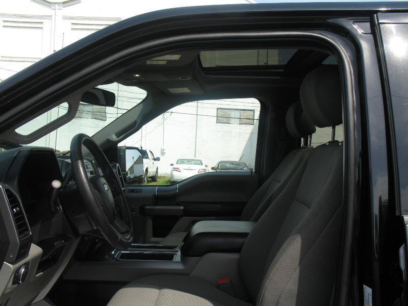 Used 2019 Ford F150 XLT w/ Equipment Group 302A Luxury AWD/4WD image 18